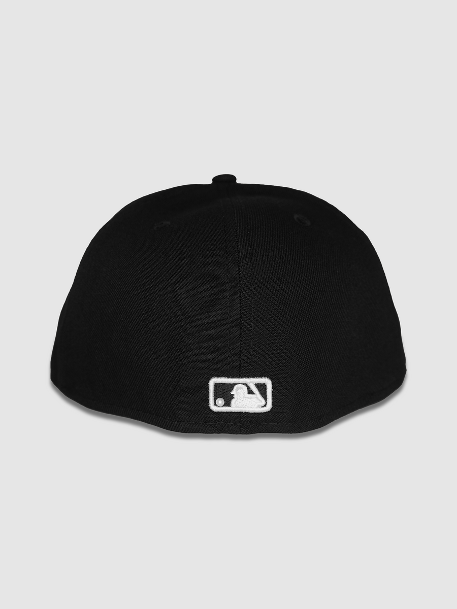 New York Pearl Fitted (Black)